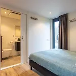 Maasparcje Met Hottub,firepit En Kamadobbq