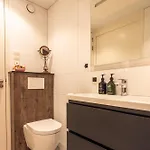 Maasparcje Met Hottub,firepit En Kamadobbq Holiday park Roermond