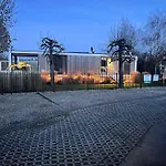 Parque de vacaciones Maasparcje Met Hottub,firepit En Kamadobbq *