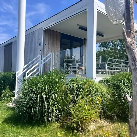 Parque de vacaciones Maasparcje Met Hottub,firepit En Kamadobbq
