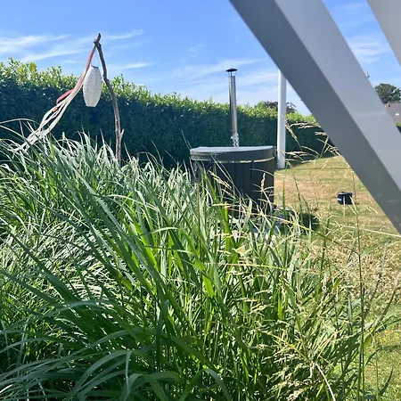 Parque de vacaciones Maasparcje Met Hottub,firepit En Kamadobbq *